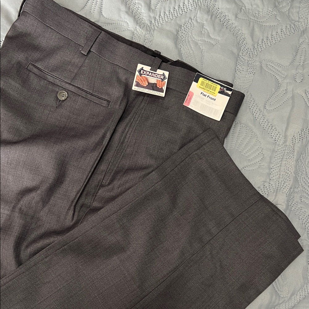 Roundtree & Yorke Easy Care Pants